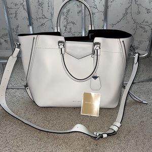 Michael Kors Blakely Ladies Large Leather Tote Handbag